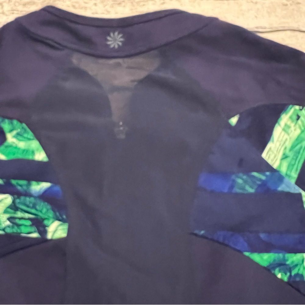Athleta Workout Full Zip Jacket With Mesh Panels Size Small - Picture 11 of 12